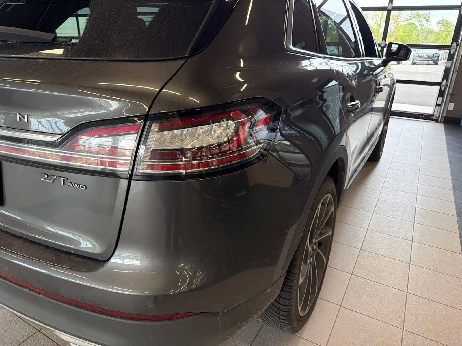 Used 2019 Lincoln Nautilus Reserve w/ Ultimate Package AWD/4WD image 12