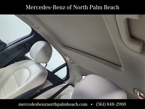 Used 2020 Mercedes-Benz C 300 4MATIC Sedan image 12