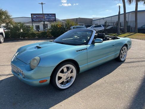 Used 2002 Ford Thunderbird image 2