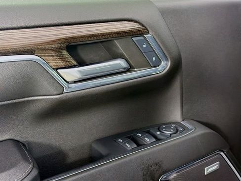 Used 2024 Chevrolet Silverado 1500 LT Trail Boss w/ Convenience Package II image 21