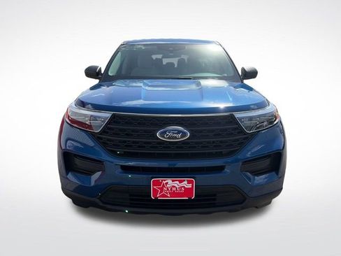 Used 2022 Ford Explorer 4WD image 2