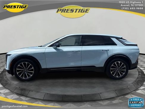 Used 2024 Cadillac Lyriq Sport AWD/4WD image 8