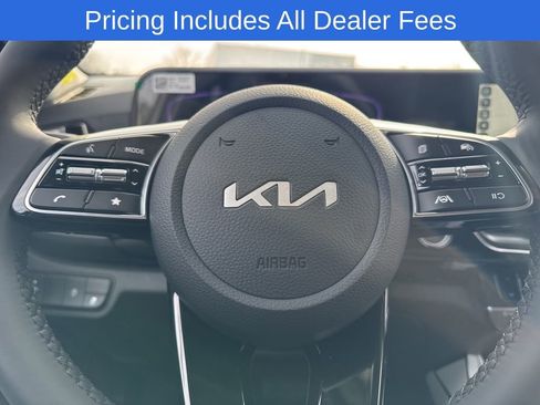 New 2026 Kia Seltos S FWD image 17