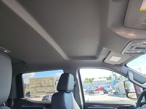 New 2026 Chevrolet Silverado 1500 LT w/ Leather Package image 16