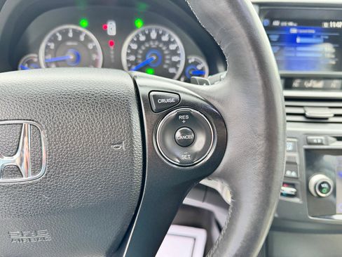 Used 2013 Honda Crosstour EX-L image 22