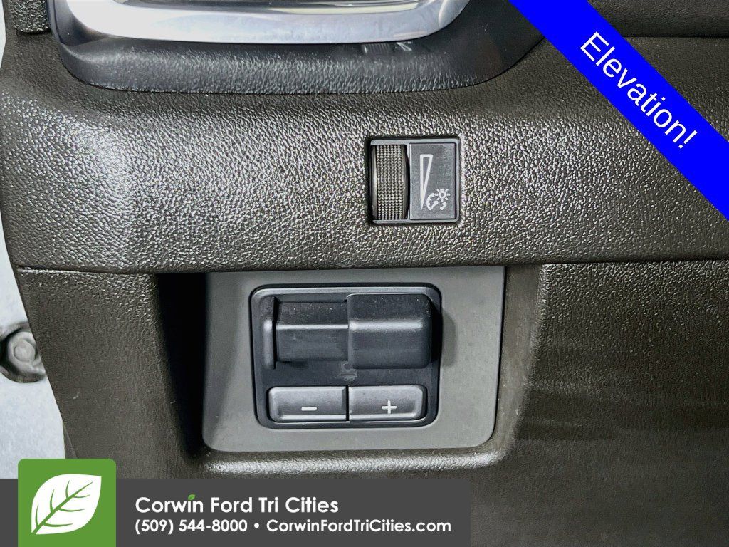 Used 2025 GMC Canyon Elevation w/ Convenience Package AWD/4WD image 18