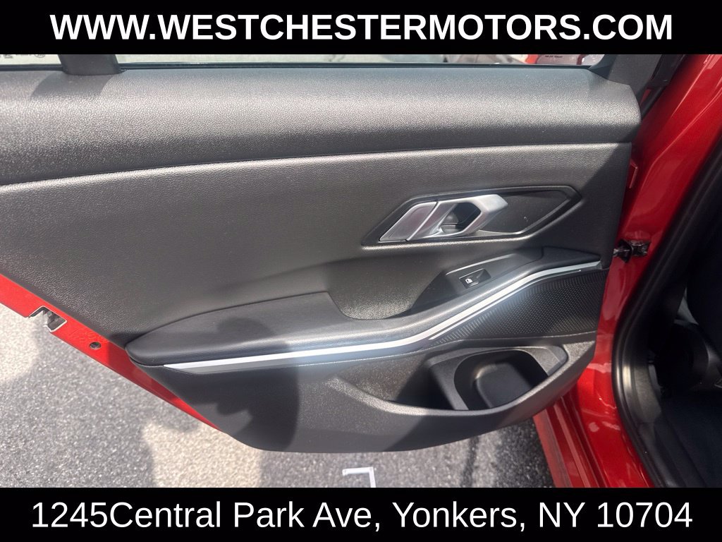 Used 2022 BMW 330i xDrive Sedan w/ Driving Assistance Package AWD/4WD image 29