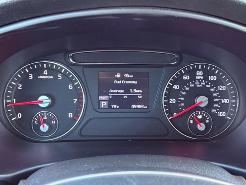 Used 2019 Kia Sorento LX w/ 3rd Row, Keyless Entry, image 27