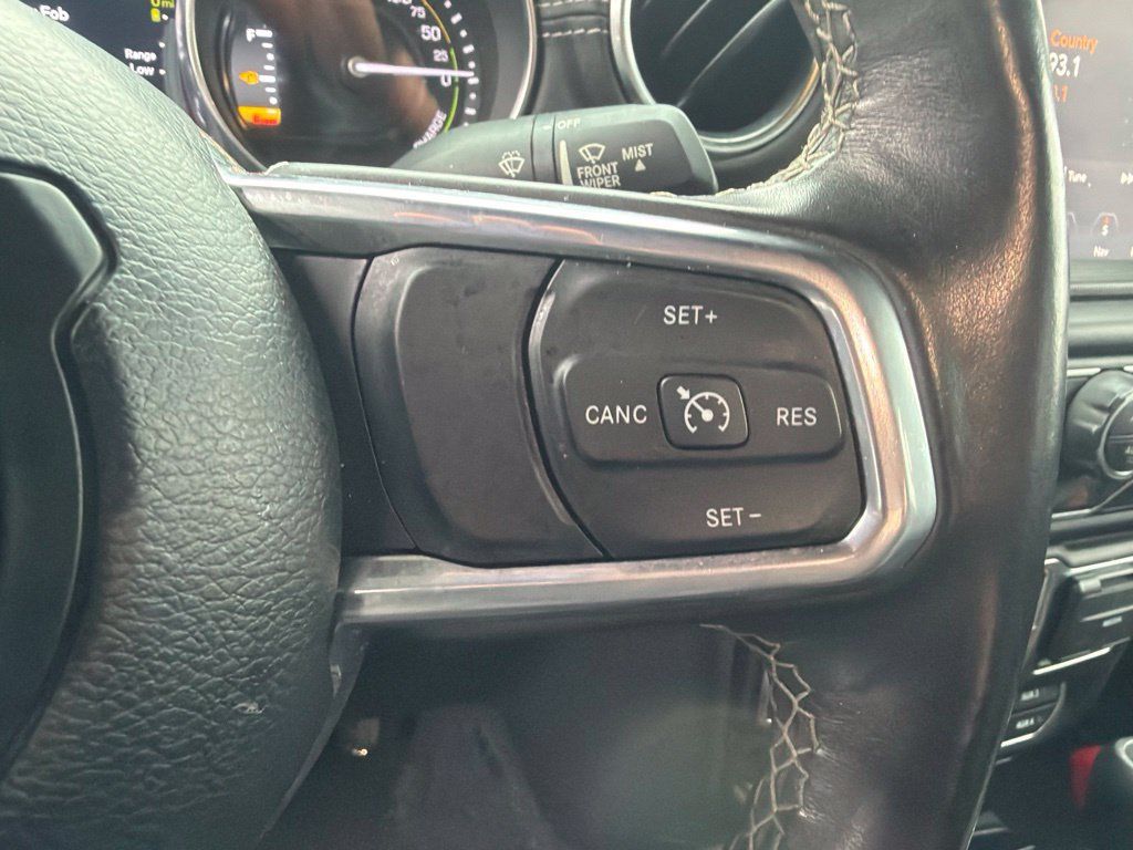 Used 2023 Jeep Wrangler Unlimited Sahara w/ Cold Weather Group AWD/4WD image 17