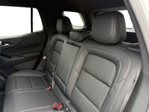 Used 2025 Chevrolet Equinox LT w/ Convenience Package II FWD image 16