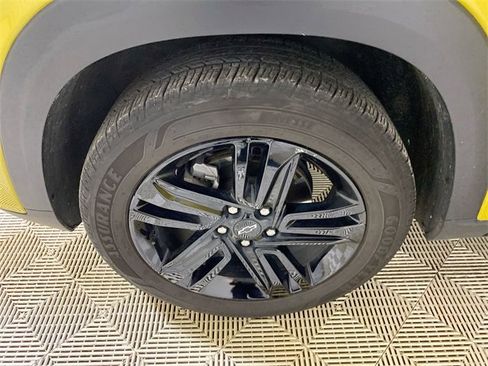 Used 2024 Chevrolet Trax ACTIV w/ Sunroof Package image 16
