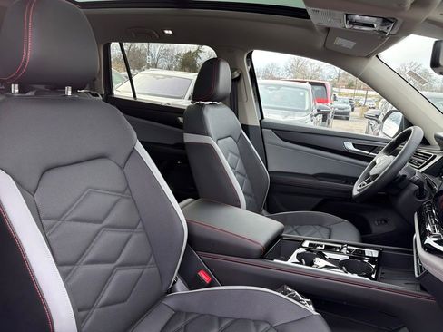 New 2026 Volkswagen Atlas Peak Edition AWD/4WD image 31