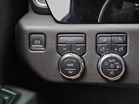 Used 2023 GMC Sierra 1500 Elevation w/ Elevation Premium Package AWD/4WD image 24