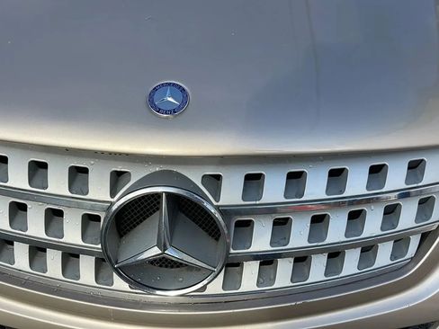 Used 2007 Mercedes-Benz ML 350 suv image 2