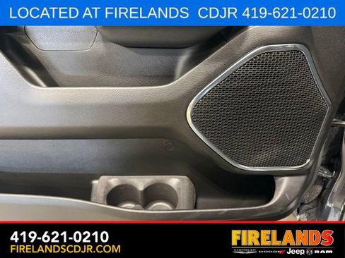 New 2026 RAM 1500 Laramie AWD/4WD image 9