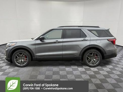 New 2026 Ford Explorer ST w/ Sun And Sound Package image 9