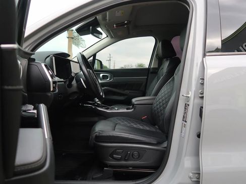 Used 2022 Kia Sorento SX image 14