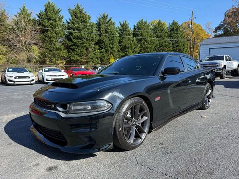 Used 2021 Dodge Charger Scat Pack image 3