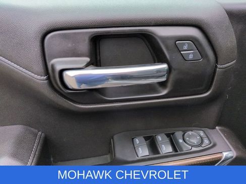 Certified 2022 Chevrolet Silverado 1500 LT AWD/4WD image 24