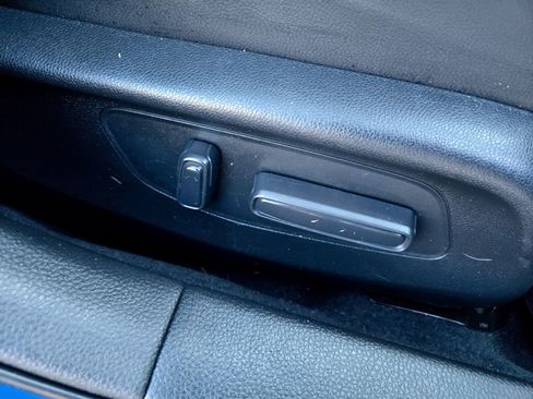 Used 2022 Honda Civic Touring image 27