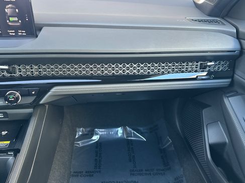 Used 2025 Honda Accord Sport image 30