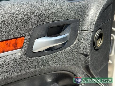 Used 2012 Chrysler 300 Limited RWD image 17