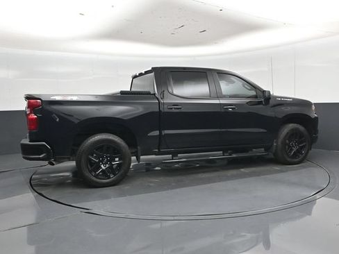 Used 2025 Chevrolet Silverado 1500 Custom AWD/4WD image 3