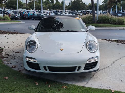 Used 2011 Porsche 911 Carrera GTS RWD image 3