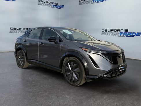 Used 2024 Nissan Ariya FWD image 3