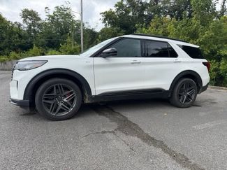 Used 2025 Ford Explorer ST-Line w/ Premium Package RWD video 1