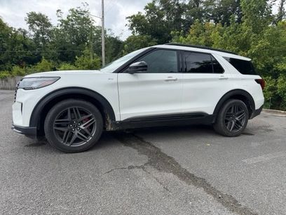 Used 2025 Ford Explorer ST-Line w/ Premium Package