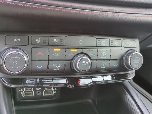 Used 2023 Dodge Durango GT image 20