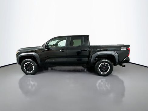 Used 2024 Toyota Tacoma TRD Off-Road AWD/4WD image 8