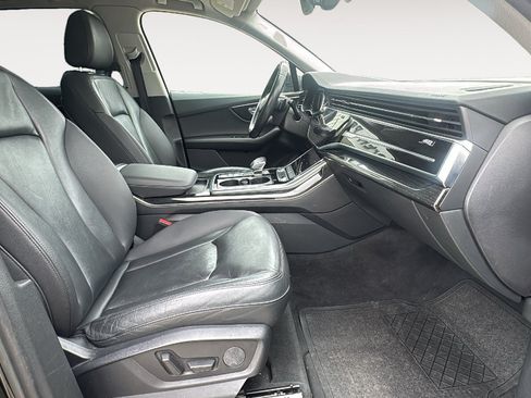 Used 2020 Audi Q7 3.0T Premium Plus AWD/4WD image 28