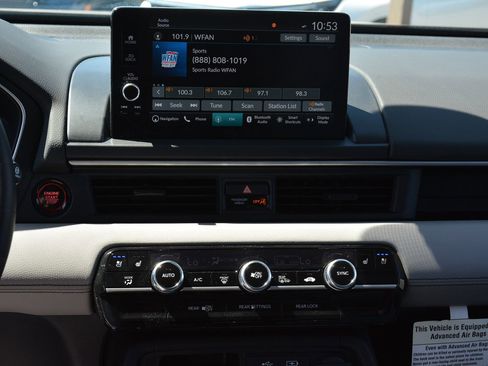Used 2023 Honda Pilot Elite image 14
