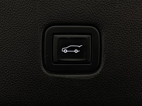 Used 2023 Chevrolet Blazer RS w/ Driver Confidence II Package image 7