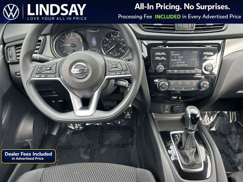 Used 2018 Nissan Rogue Sport S FWD image 10