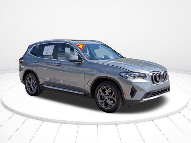Used 2024 BMW X3 xDrive30i w/ Premium Package w/ZPA AWD/4WD image 2