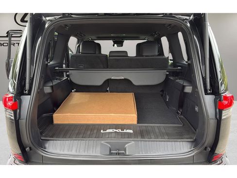 Used 2025 Lexus GX 550 w/ Accessory Package (2T) AWD/4WD image 20