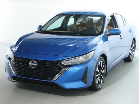 Certified 2024 Nissan Sentra SV w/ SV Premium Package image 4