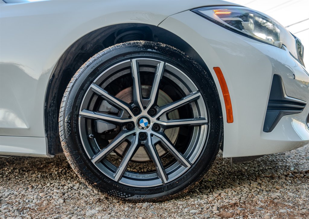 Used 2019 BMW 330i Sedan w/ Convenience Package RWD image 13