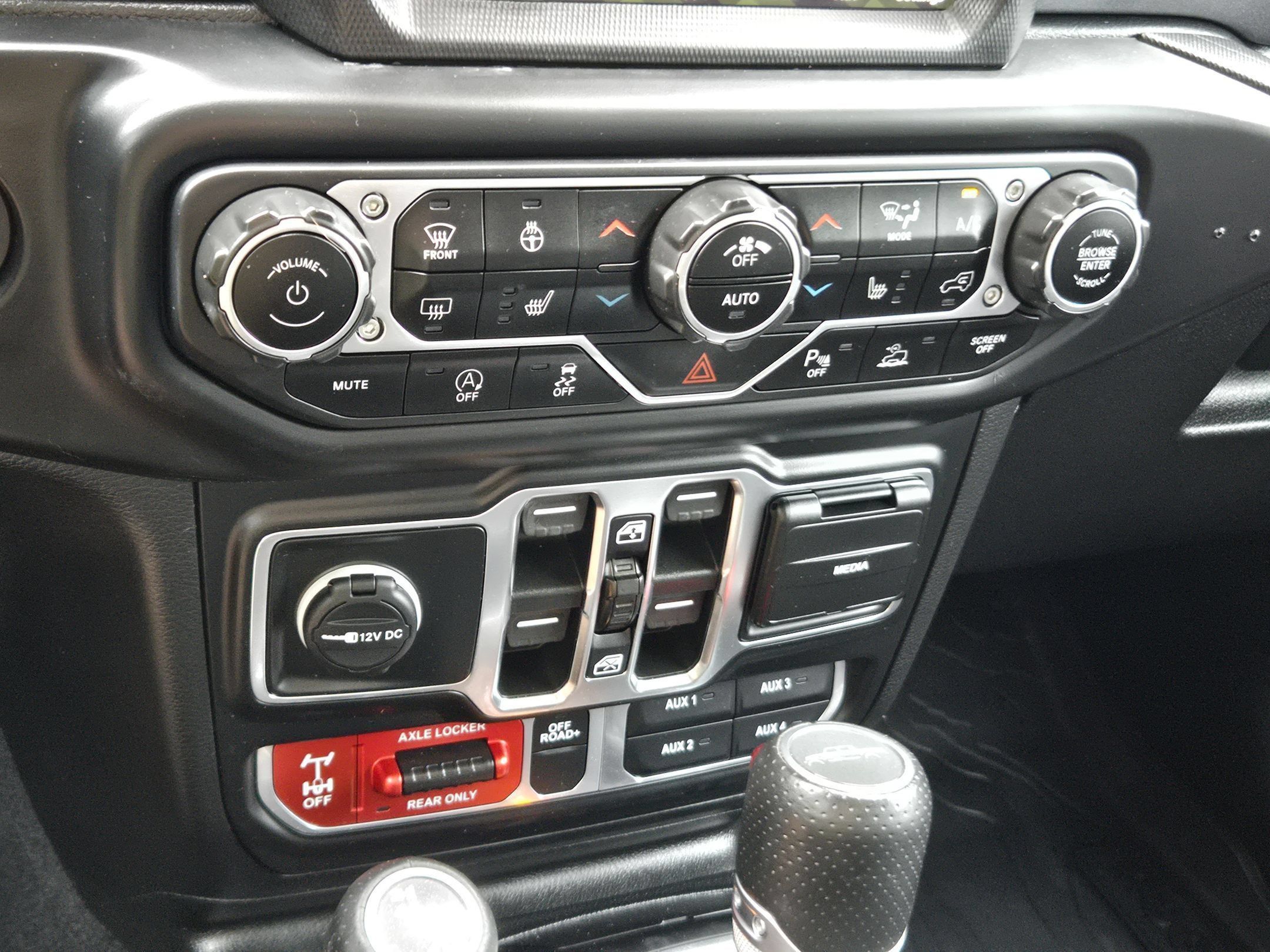 Used 2021 Jeep Gladiator Mojave AWD/4WD image 17