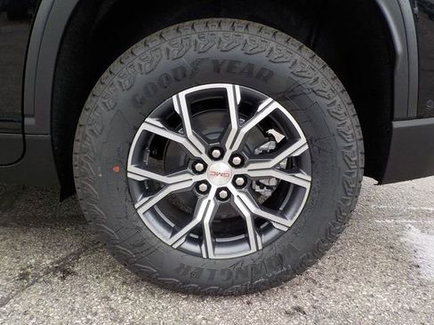 New 2026 GMC Acadia AT4 w/ Super Cruise Package image 10