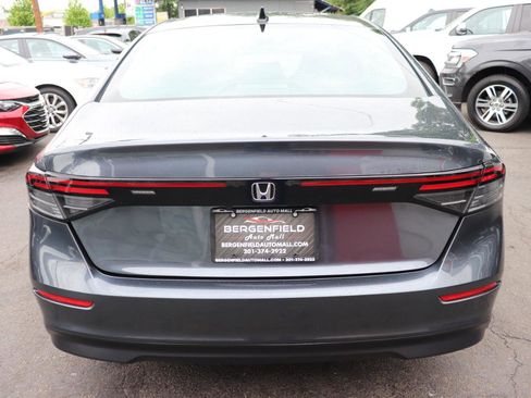 Used 2026 Honda Accord SE image 4