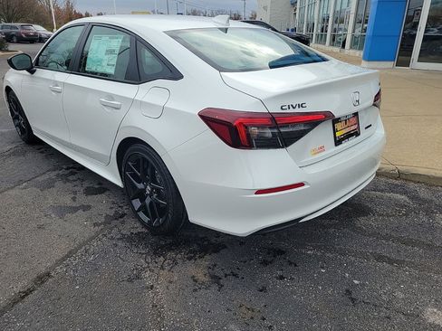 New 2026 Honda Civic Sport image 9