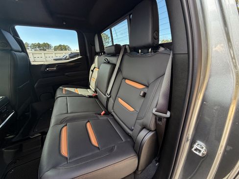 New 2026 GMC Sierra 1500 AT4 w/ AT4 Premium Package AWD/4WD image 22