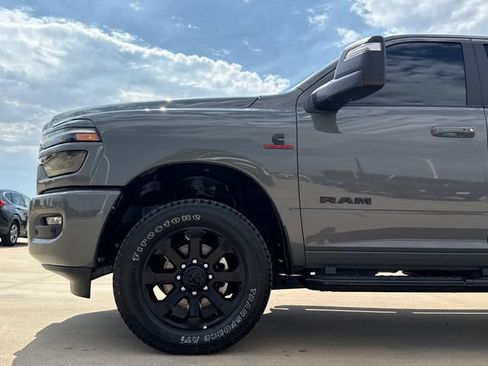 Used 2025 RAM 2500 Laramie w/ Night Edition AWD/4WD image 5
