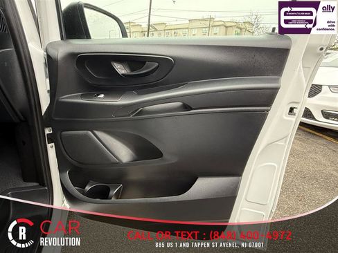 Used 2022 Mercedes-Benz Metris image 28
