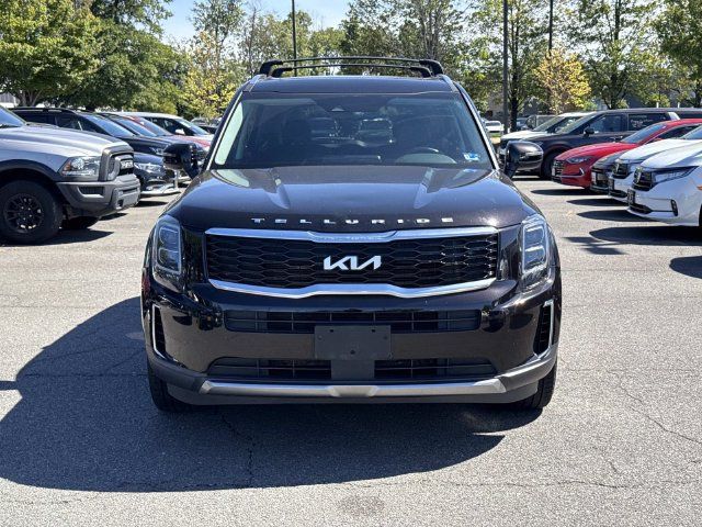 Used 2022 Kia Telluride EX w/ EX Premium Package FWD image 6