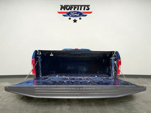 Used 2019 Ford F150 XLT w/ Equipment Group 302A Luxury AWD/4WD image 17